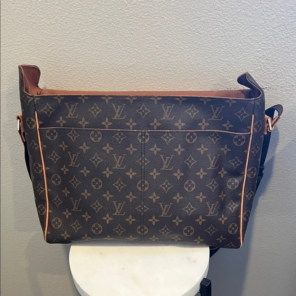 Louis Vuitton Dark Brown Monogram Messenger Bag